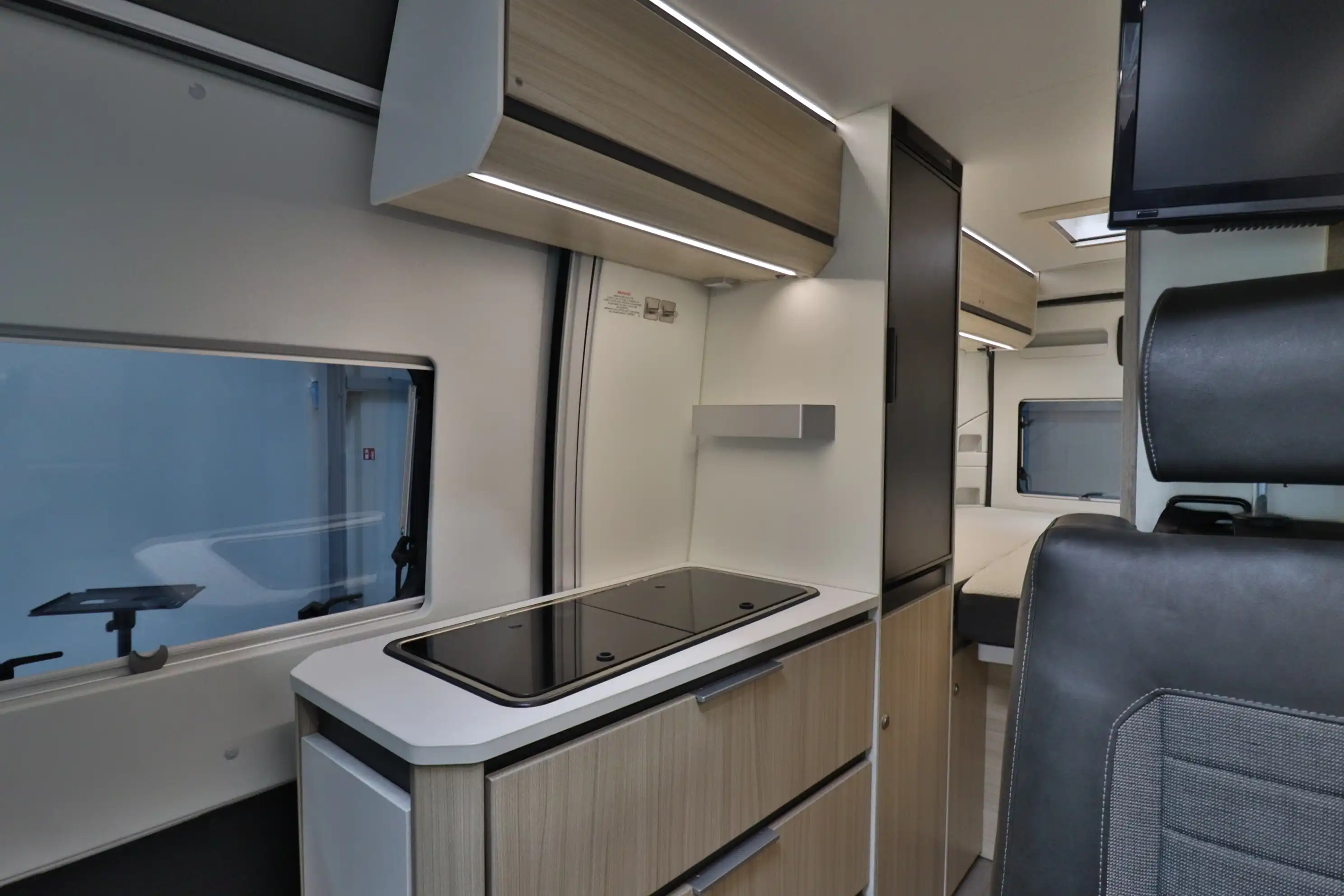 ADRIA Twin 600 SP Axess